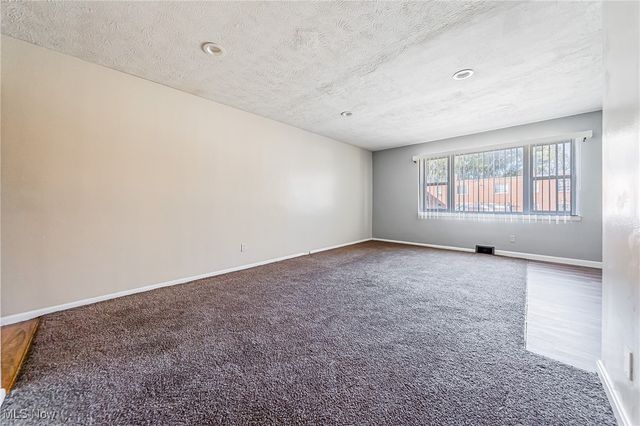 15978 Nelacrest Road, East Cleveland, OH 44112