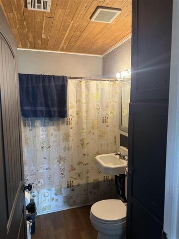 2807 7th Street, Lake Charles, LA 70615