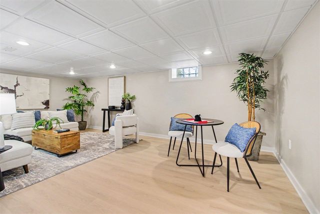 424 Mark Hannah Place, Ann Arbor, MI 48103