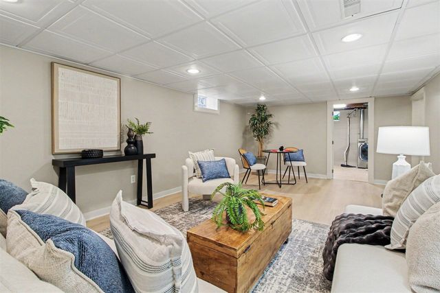 424 Mark Hannah Place, Ann Arbor, MI 48103