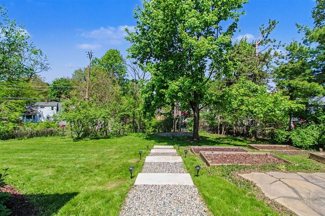 424 Mark Hannah Place, Ann Arbor, MI 48103
