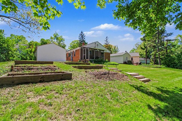 424 Mark Hannah Place, Ann Arbor, MI 48103