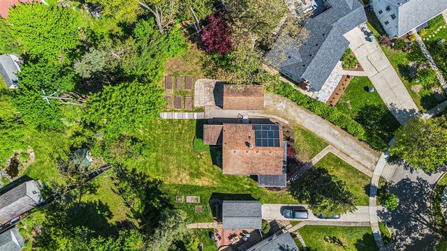 424 Mark Hannah Place, Ann Arbor, MI 48103