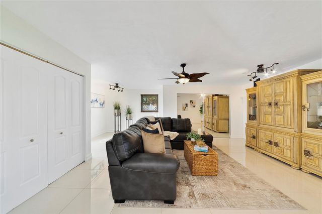 118 BOYNTON BOULEVARD, Daytona Beach, FL 32118