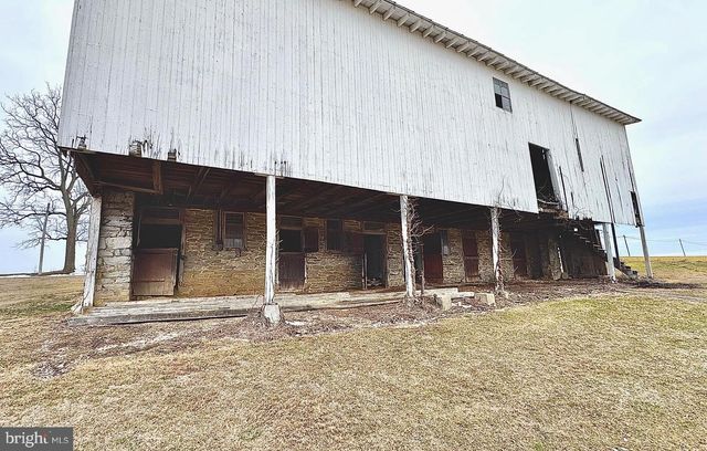 133 HUNTER RD, Oley, PA 19547