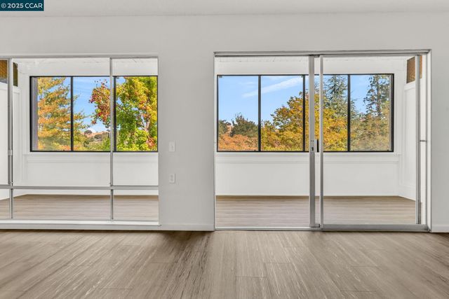 1108 Fairlawn Ct. 6, Walnut Creek, CA 94595