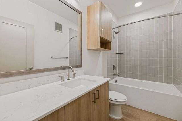 1506 N Prairie Ave 207, Dallas, TX 75204