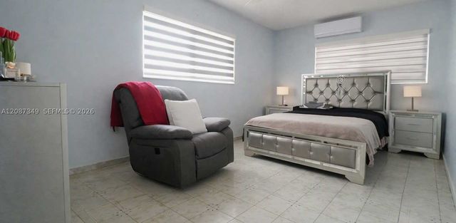 11231 NW 60th Ct, Hialeah, FL 33012