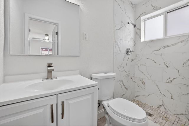 631 N 70th Avenue, Hollywood, FL 33024