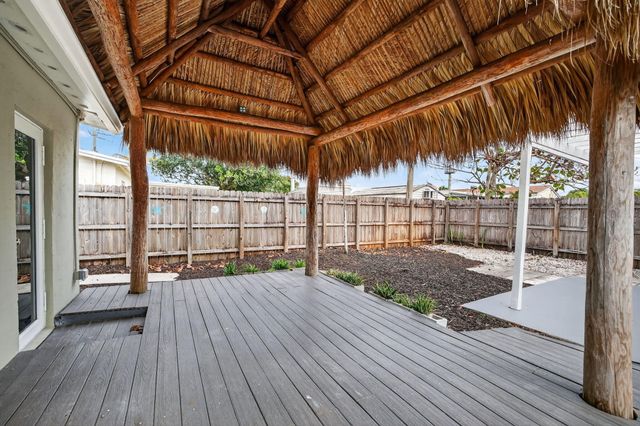 631 N 70th Avenue, Hollywood, FL 33024