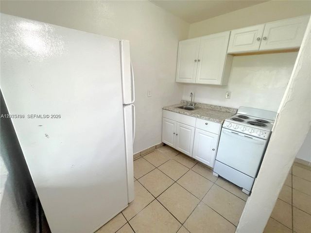 420 NW 10th Street 7, Miami, FL 33136