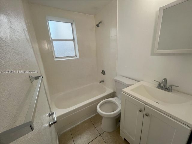 420 NW 10th Street 7, Miami, FL 33136