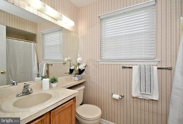 57 ARDSLEY CT, Newtown, PA 18940
