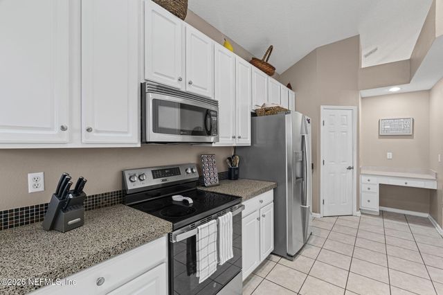 1275 FAIRWAY VILLAGE Drive, Fleming Island, FL 32003