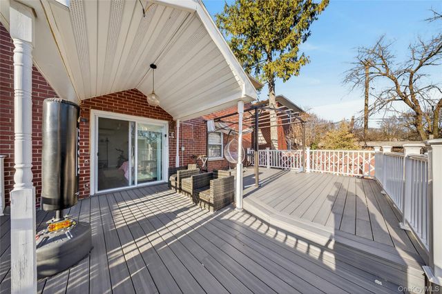 14334 14th Avenue, Whitestone, NY 11357