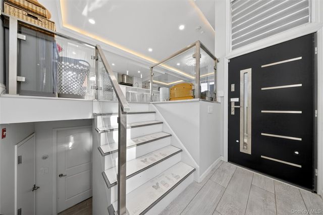 14334 14th Avenue, Whitestone, NY 11357