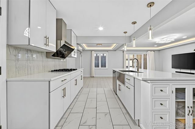 14334 14th Avenue, Whitestone, NY 11357