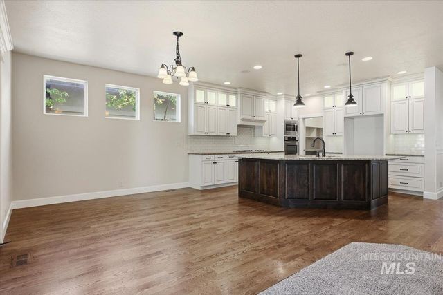 3389 S Lyford Ave, Meridian, ID 83642