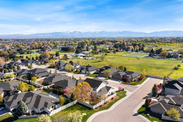 3389 S Lyford Ave, Meridian, ID 83642