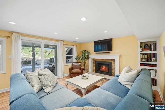 574 Wittich Terrace, River Vale, NJ 07675