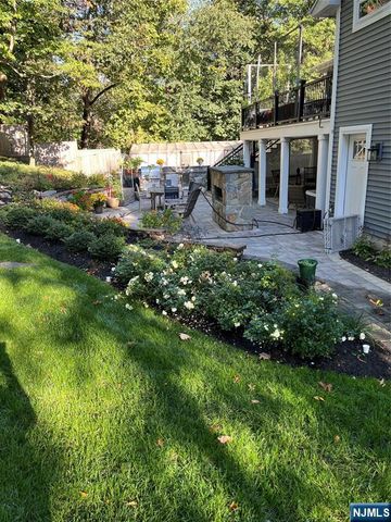 574 Wittich Terrace, River Vale, NJ 07675