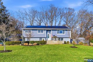 574 Wittich Terrace, River Vale, NJ 07675