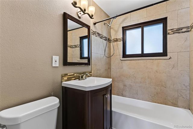 14205 E 25th Place, Aurora, CO 80011