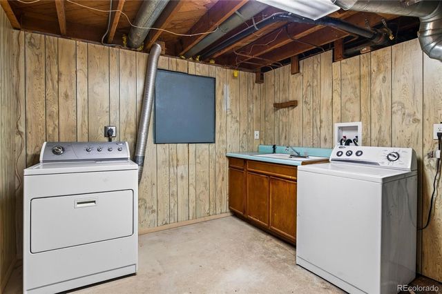 14205 E 25th Place, Aurora, CO 80011