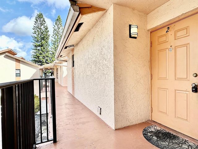 1917 NW 94th Avenue 204a, Coral Springs, FL 33071