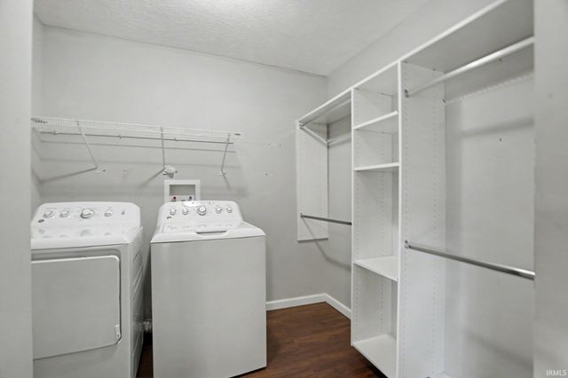 19932 Auten Road, South Bend, IN 46637