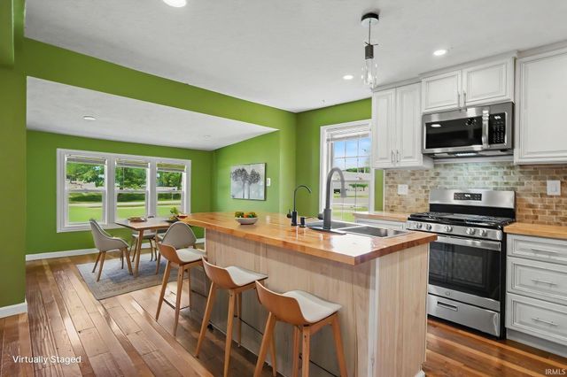 19932 Auten Road, South Bend, IN 46637