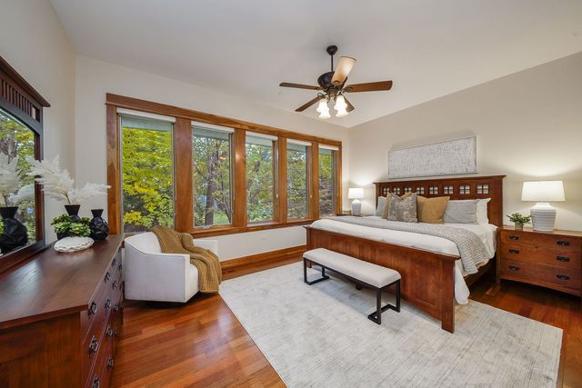 908 Julian Court, Naperville, IL 60540