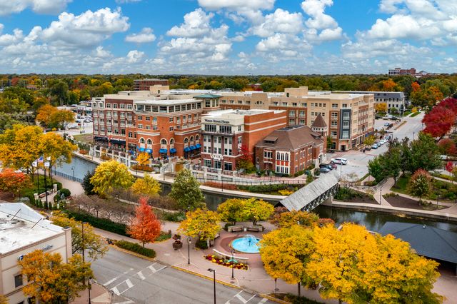 908 Julian Court, Naperville, IL 60540