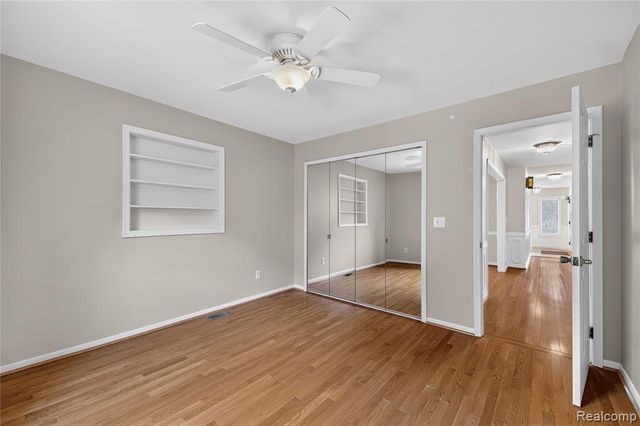 25645 Meridian Road, Grosse Ile, MI 48138
