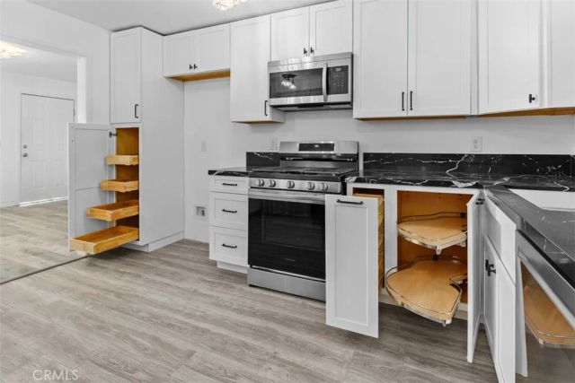 1355 E Olive Street, Colton, CA 92324