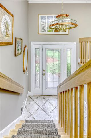 9 Blossom Road, Suffern, NY 10901