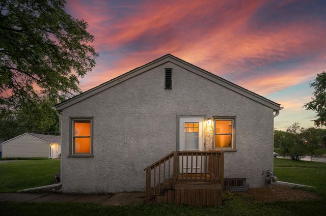 7225 Grand Avenue S, Richfield, MN 55423