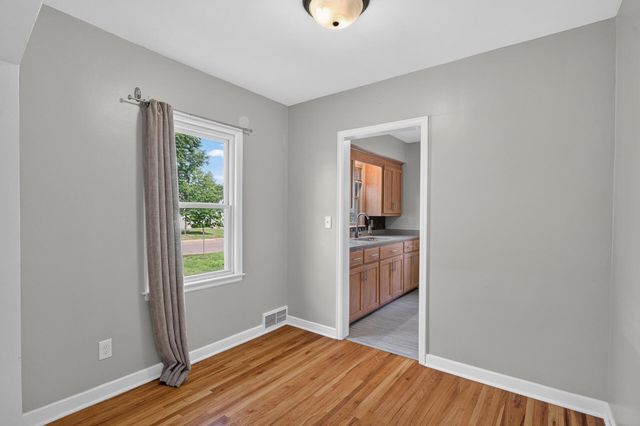 7225 Grand Avenue S, Richfield, MN 55423