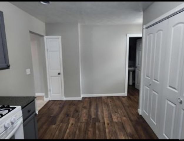 915 S 8th Street # 2, Goshen, IN 46526