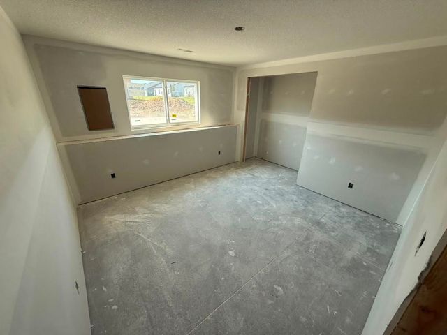 8955 E Joshua St, Bel Aire, KS 67226