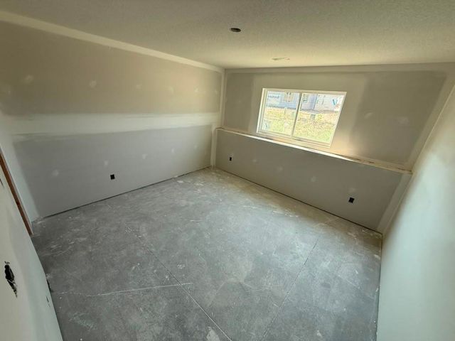 8955 E Joshua St, Bel Aire, KS 67226