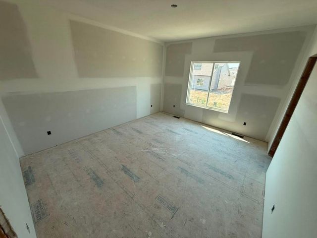 8955 E Joshua St, Bel Aire, KS 67226