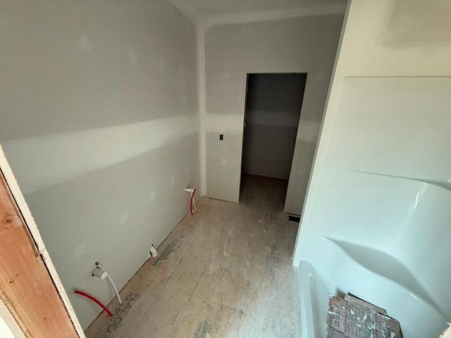 8955 E Joshua St, Bel Aire, KS 67226