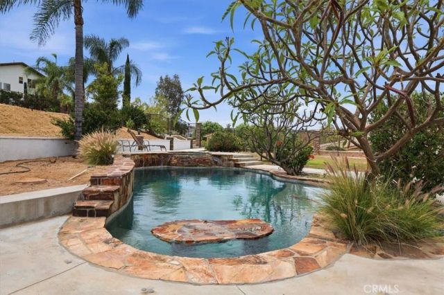 856 Harness, Norco, CA 92860