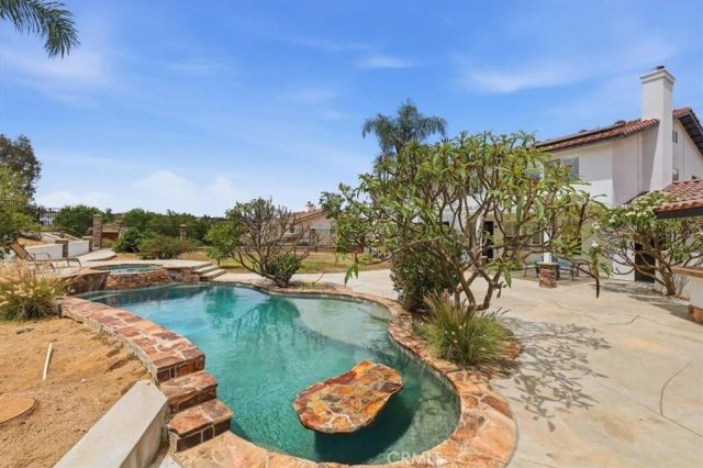 856 Harness, Norco, CA 92860