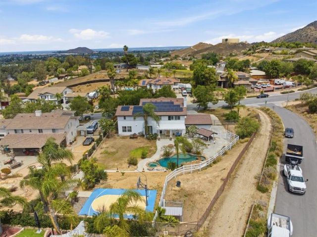856 Harness, Norco, CA 92860