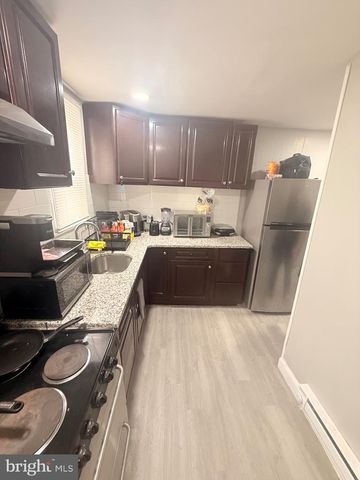 502 W 10TH, Chester, PA 19013