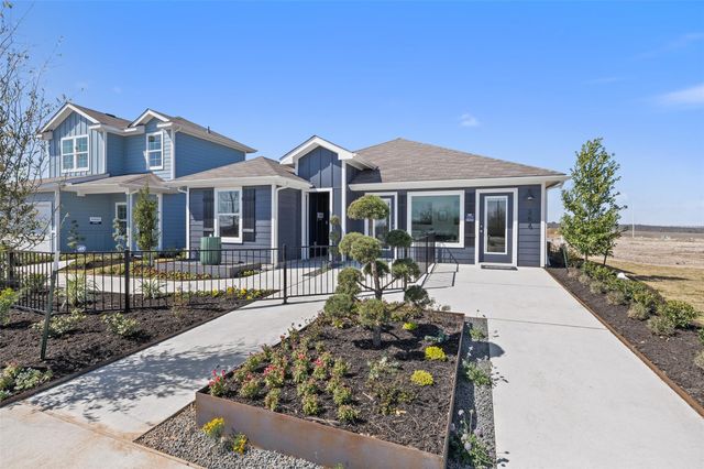 827 Arnold LOOP, Uhland, TX 78640