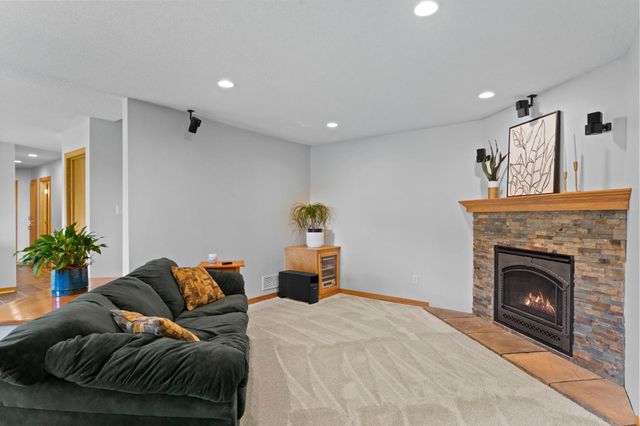 1571 155th Lane NW, Andover, MN 55304