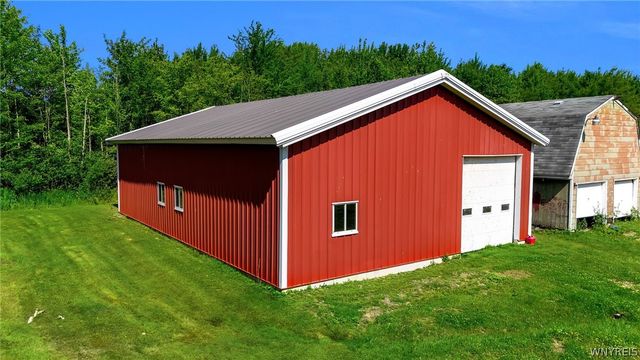 3052 Kulp Road, Eden, NY 14057